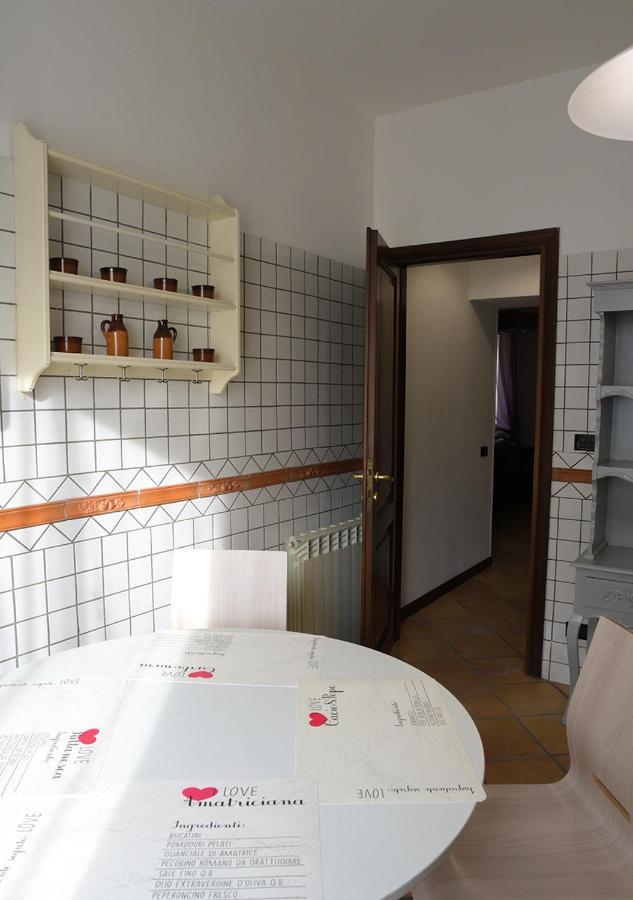 Colosseum Comfortable Apartment Рим Екстериор снимка
