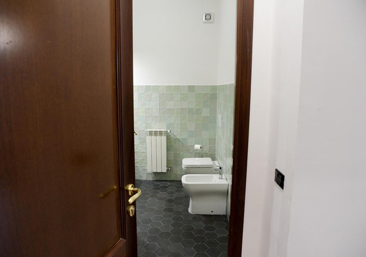 Colosseum Comfortable Apartment Рим Екстериор снимка