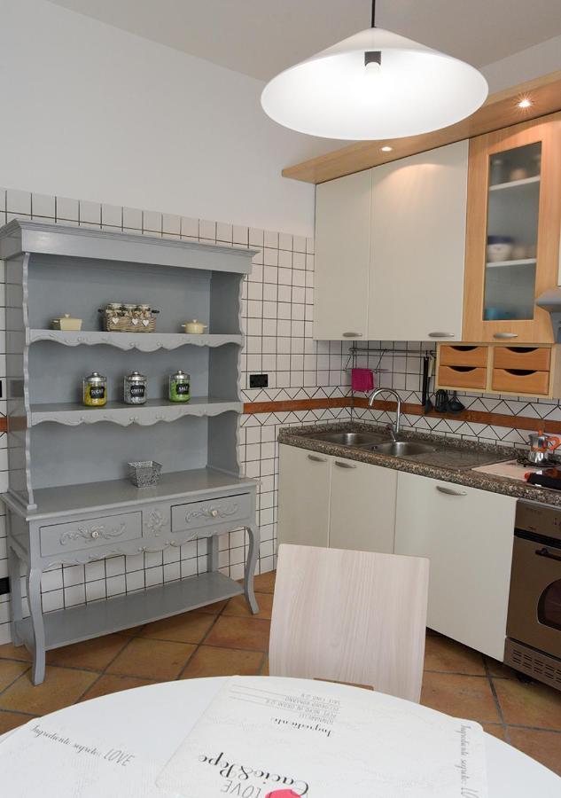Colosseum Comfortable Apartment Рим Екстериор снимка
